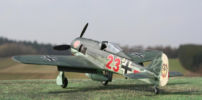 Fw 190 A Monogram 1-48 Hellinger Othmar 01.JPG